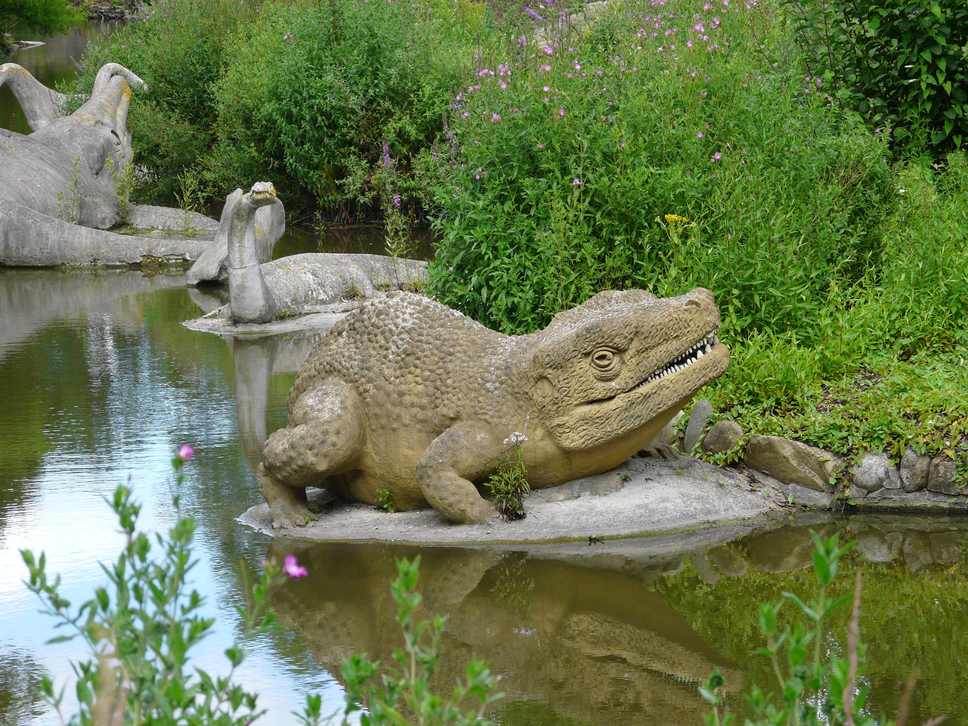 Dinosaures Crystal Palace Garden Londres.