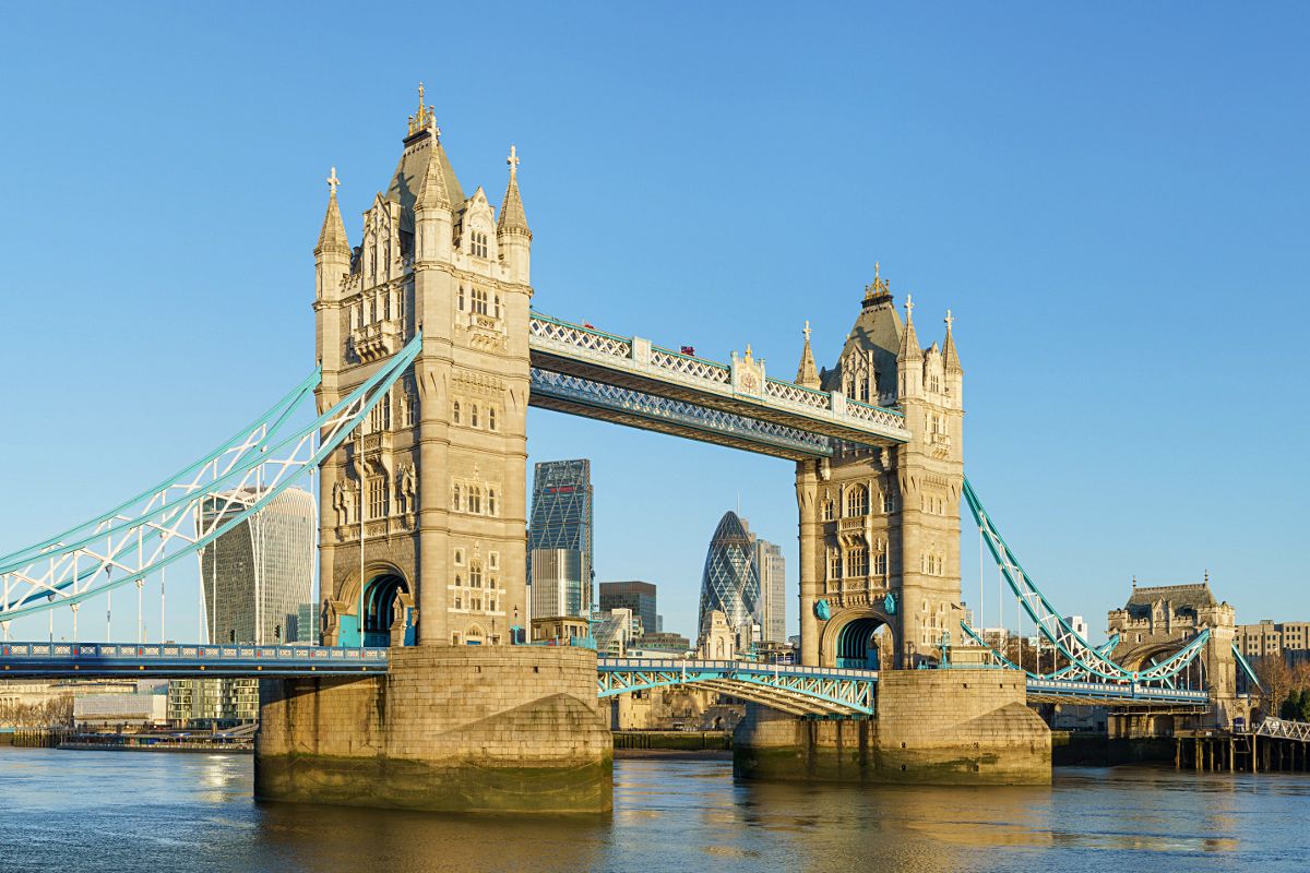 tower bridge