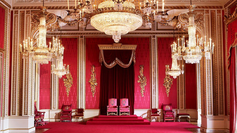 buckingham palace trone