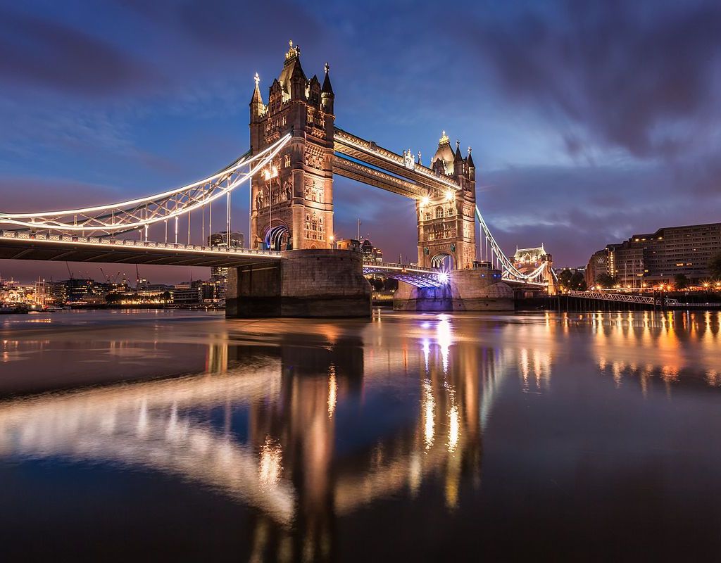 tower bridge londres