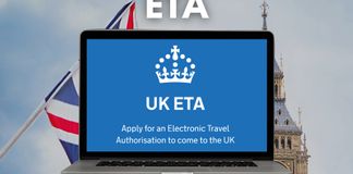 Ordinateur portable affichant le système électronique d'autorisation de voyage au Royaume-Uni ETA