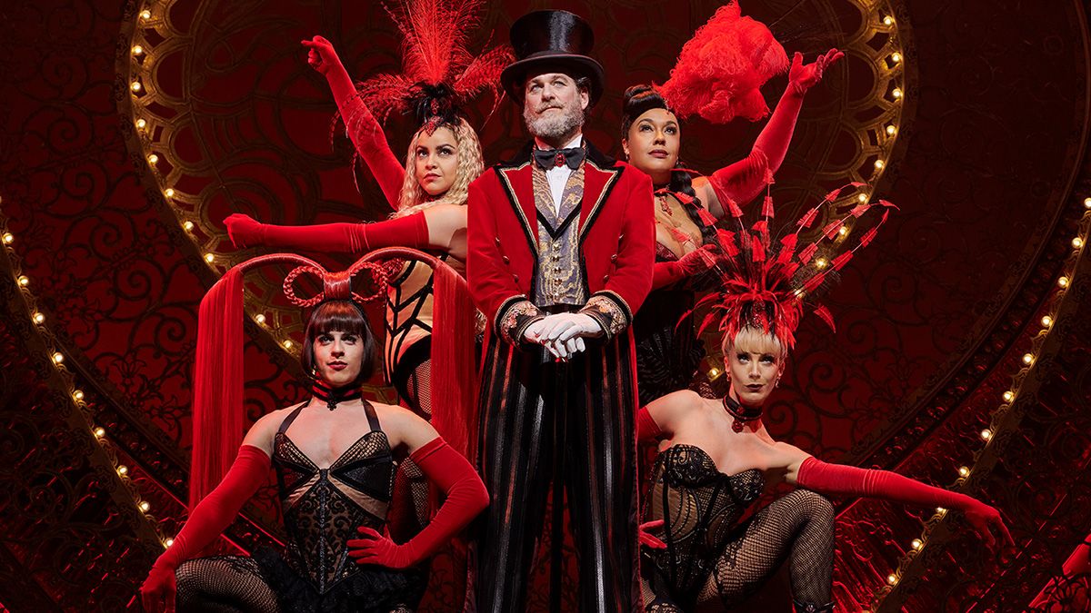 Danseur de la comédie musicale Moulin Rouge à Londres
