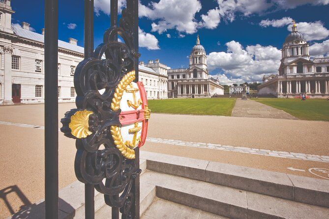 Portail d'entrée du Old Royal Naval College de Londres