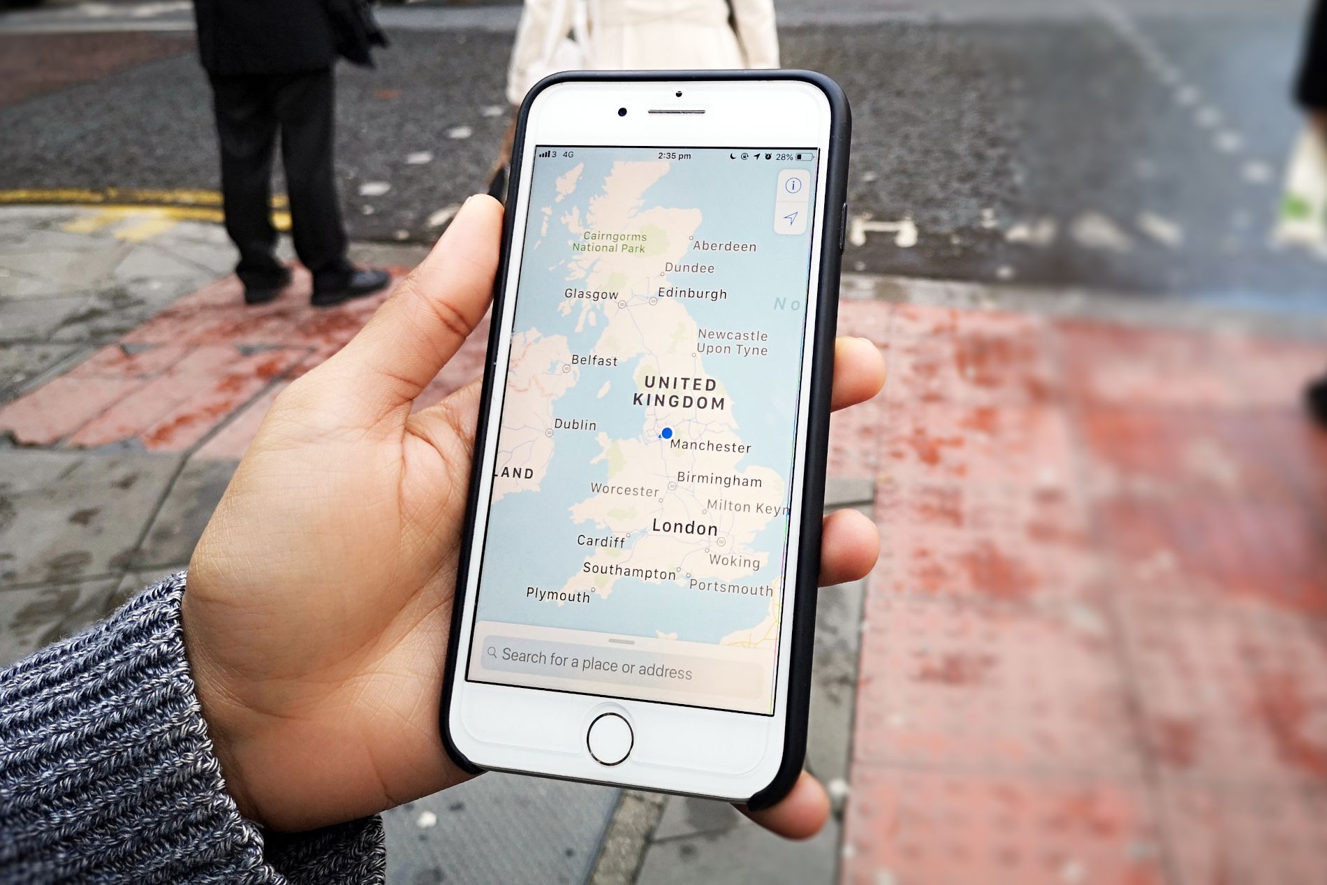 Carte eSIM : pour surfer et téléphoner via Internet au Royaume-Uni